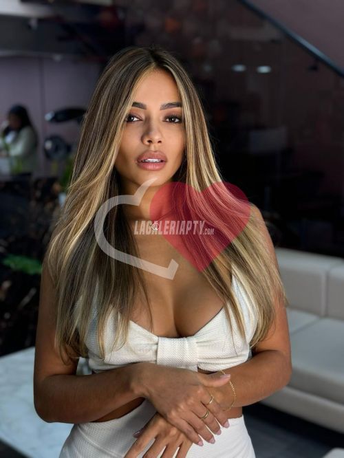 Alb&uacute;m Foto 35023 de Laura, Escorts en Ciudad de Panam&aacute;