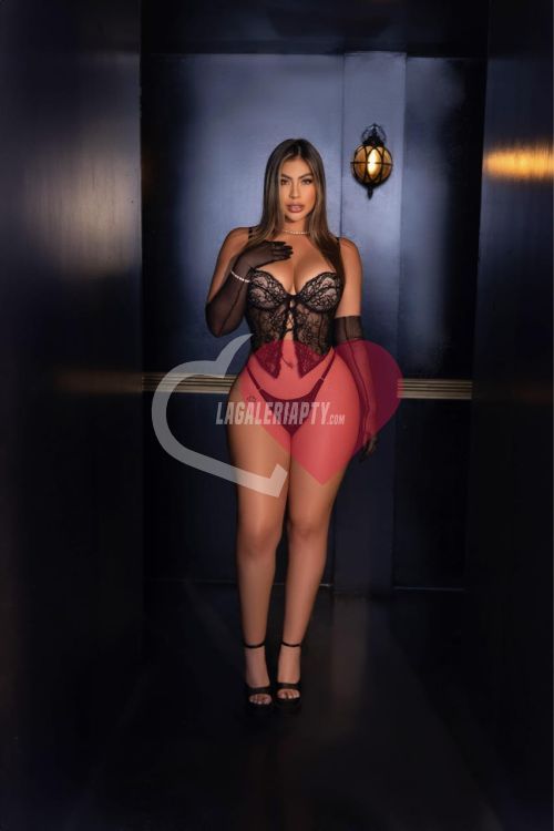 Alb&uacute;m Foto 36561 de Lyzzie, Escorts en Ciudad de Panam&aacute;