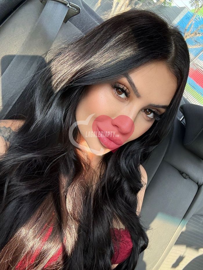 Fotografías de Victoria 69408865, Escort en Panamá - 39063