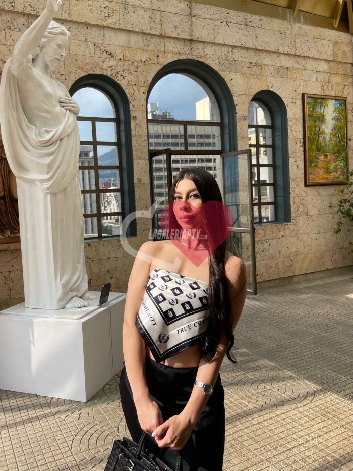 Fotografías de Sara 60923991, Escort en Panamá - 42382