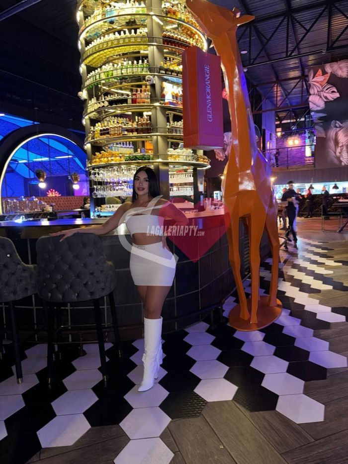 Fotografías de Karina 65846759, Escort en Panamá - 40536